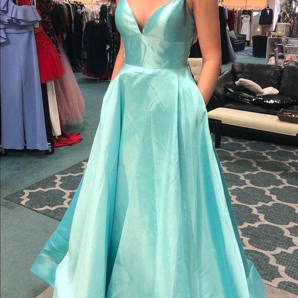 Sherri Hill Prom Dress size 8